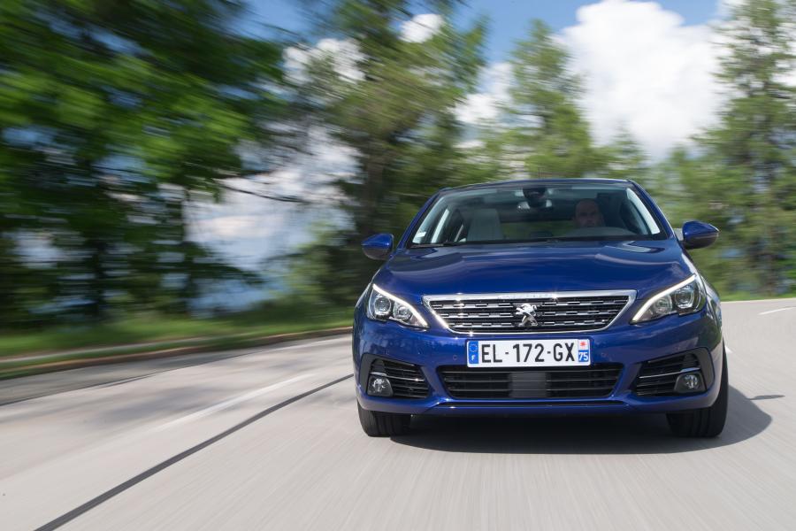  Peugeot 308 2017 года  (WW) (фото 6 из 11)